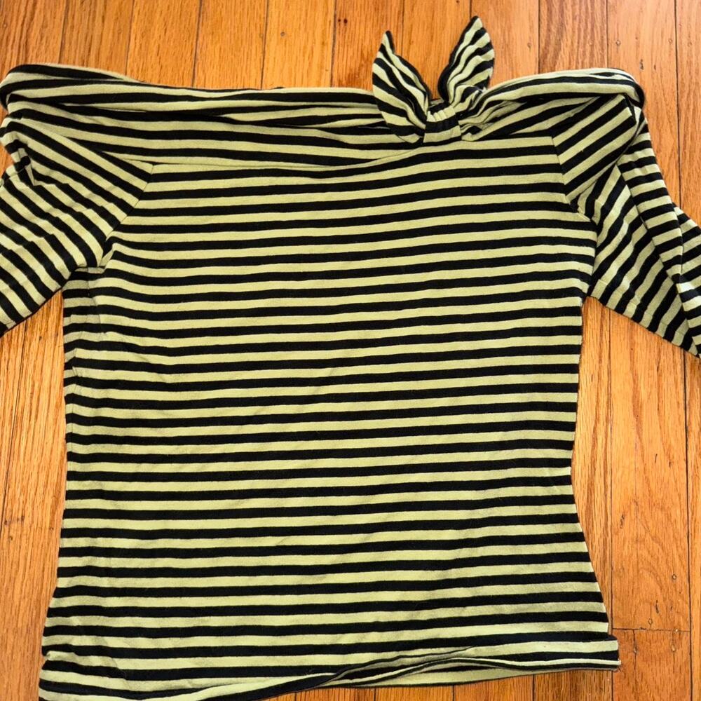 Vintage green and black striped long sleeve